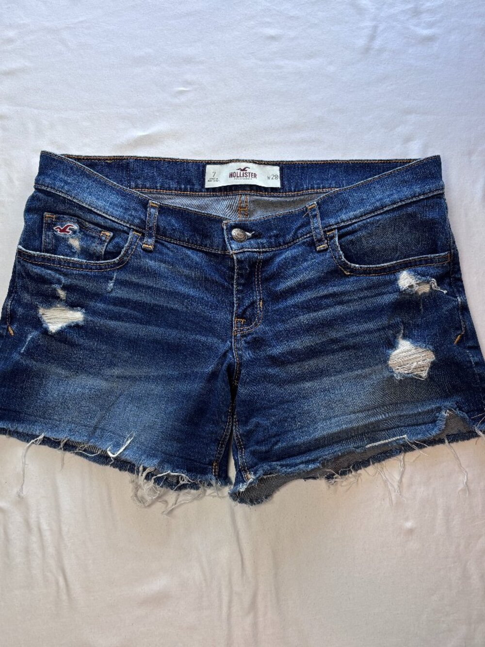 Hollister Low Rise Distressed Denim Cutoff Shorts Size 7 W28 Y2K